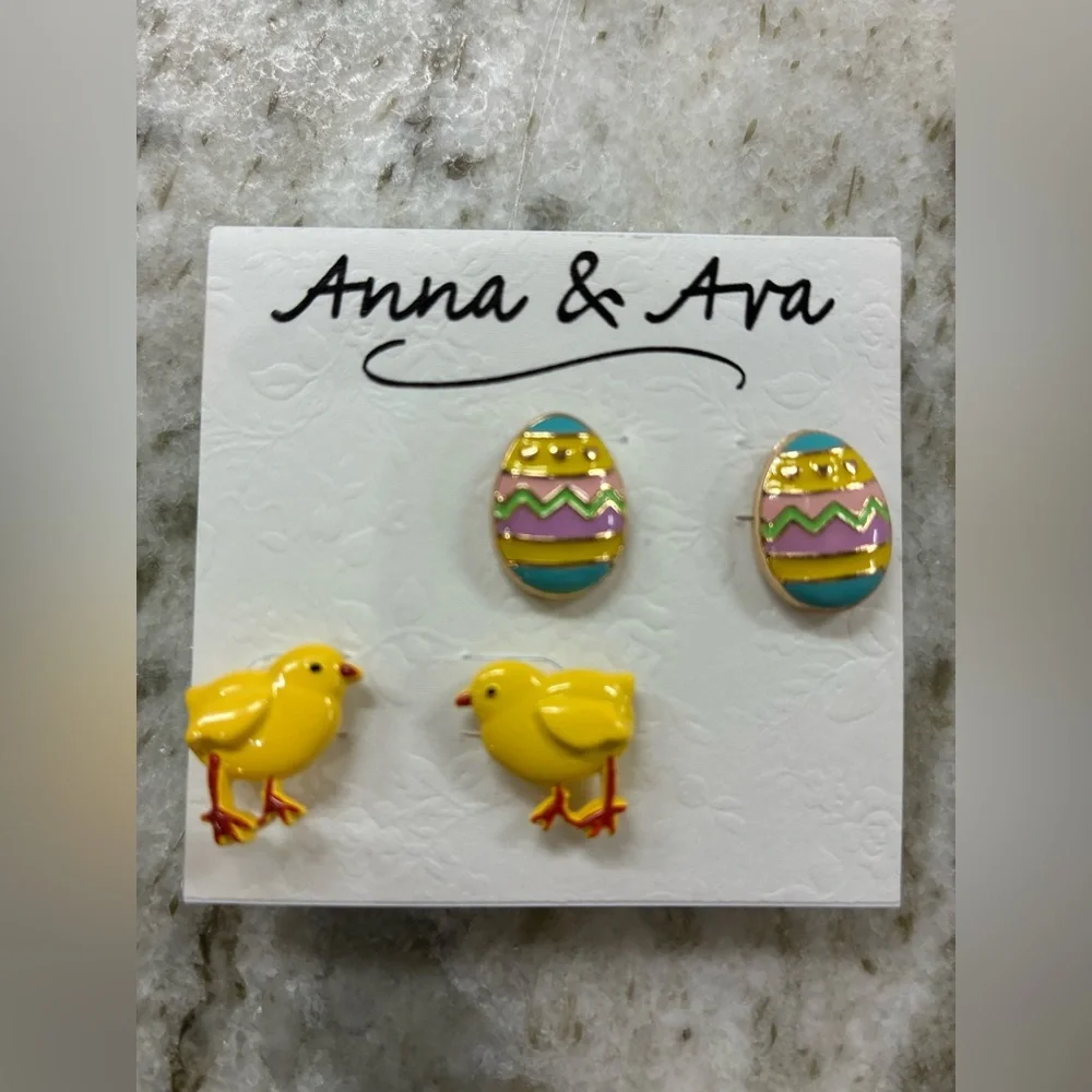 Anna & Ava Gold and yellow stud earrings. Pierced ears only. - Picture 3 of 4